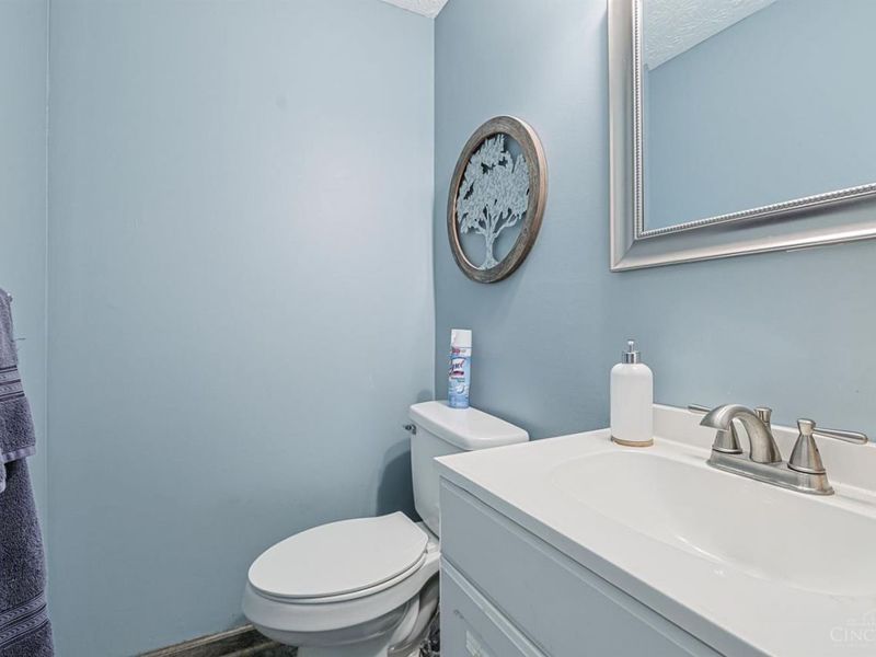 1146 Hickorylake Drive, Delhi Twp, OH 45233 Photo 31