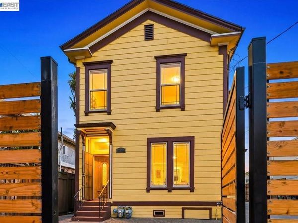 2836 Myrtle St , Oakland, CA 94608