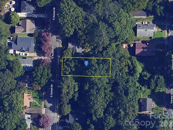 433 S Sunset Drive , Winston Salem, NC 27103