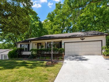 5520 Newberry Drive, Raleigh, NC 27609