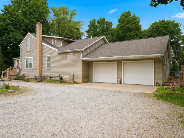 6050 State Road 1 Road, Saint Joe, IN 46785