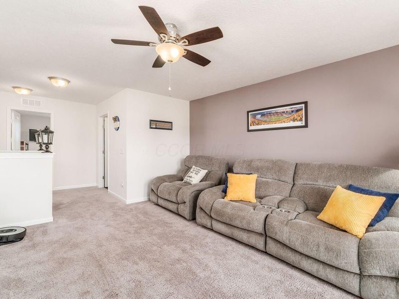 926 Burtwood Drive , Pataskala, OH 43062 Photo 27