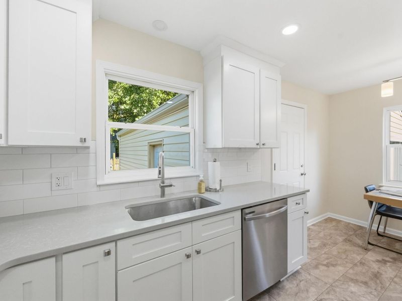 3196 Hamilton Avenue, Columbus, OH 43224 Photo 11