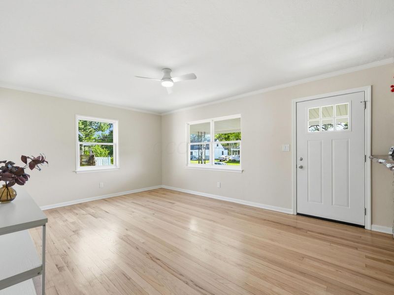 3196 Hamilton Avenue, Columbus, OH 43224 Photo 6