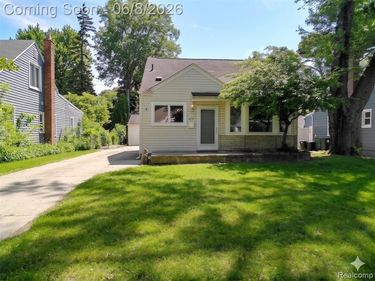 619 S Gainsborough Avenue, Royal Oak, MI 48067