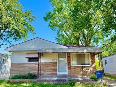 13335 Charlotte Avenue, Warren, MI 48089