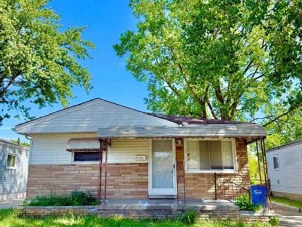 13335 Charlotte Avenue, Warren, MI 48089