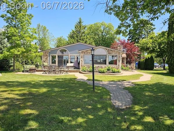 10202 Buhl, Hamburg Twp, MI 48169