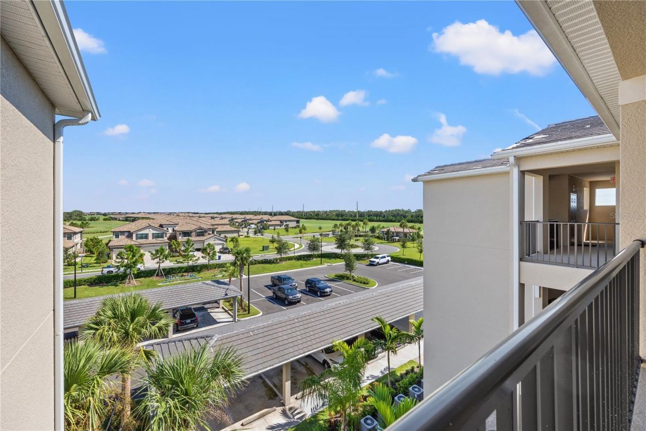 18114 Gawthrop Drive , Unit 402, Bradenton, FL 34211 Photo