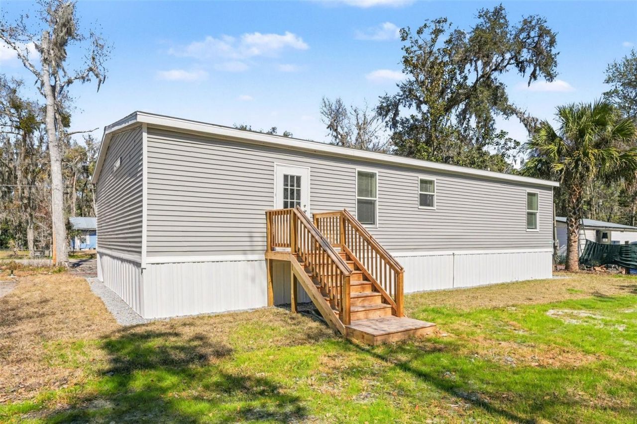 23950 Bass Road , Astor, FL 32102 Photo