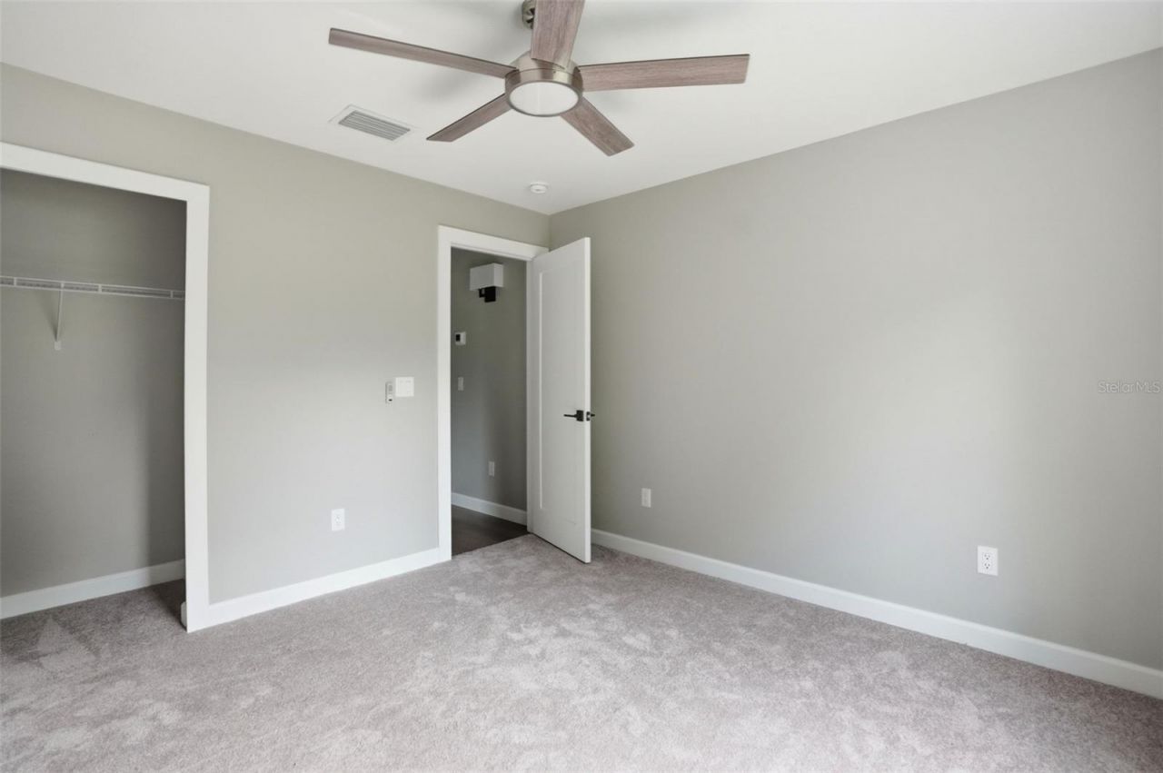 352 Garfield , Masaryktown, FL 34604 Photo