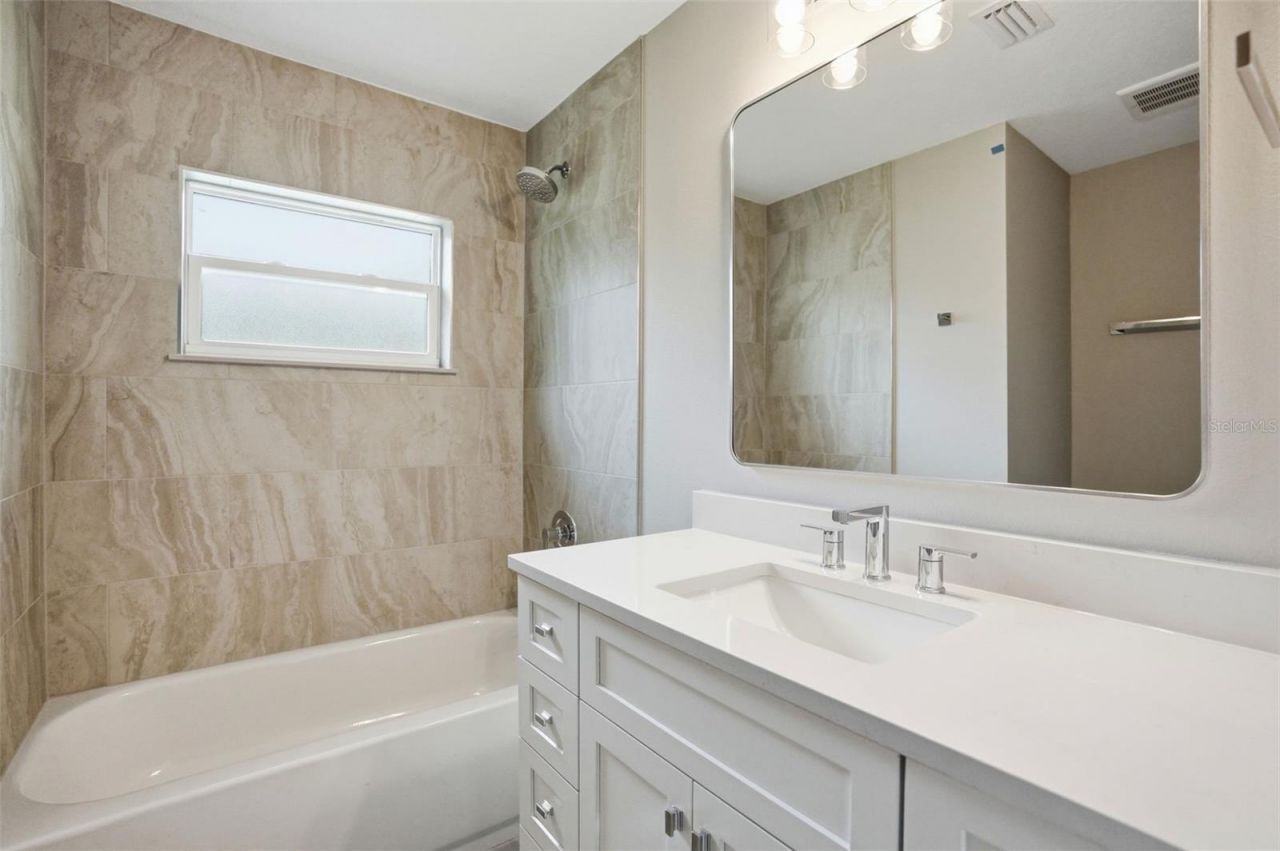 352 Garfield , Masaryktown, FL 34604 Photo