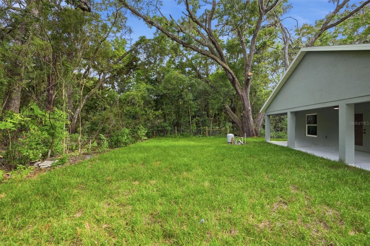 352 Garfield , Masaryktown, FL 34604 Photo