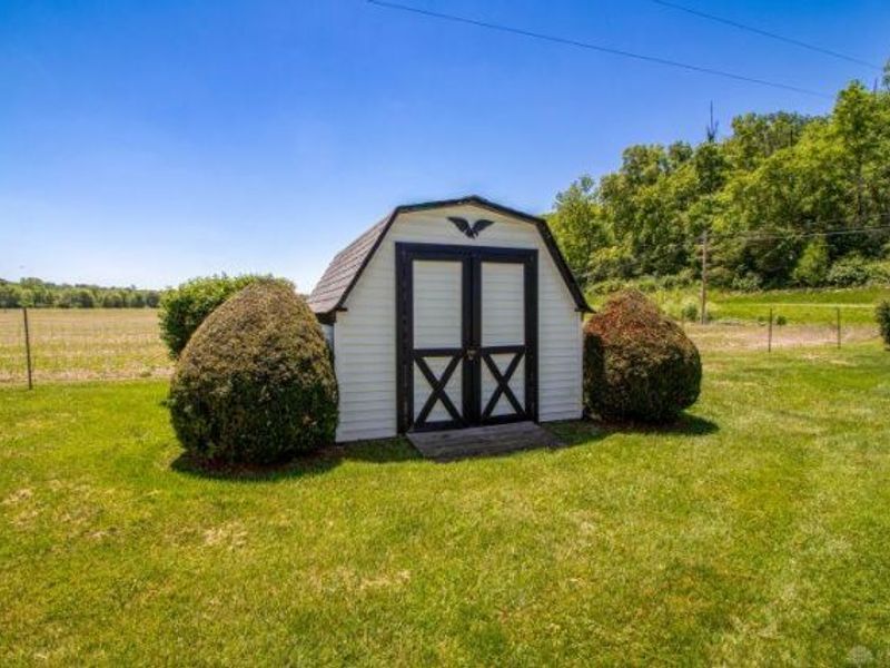 9366 Sandra Drive, New Paris, OH 45347 Photo 35