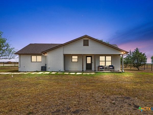 1414 Branch Road , Seguin, TX 78155