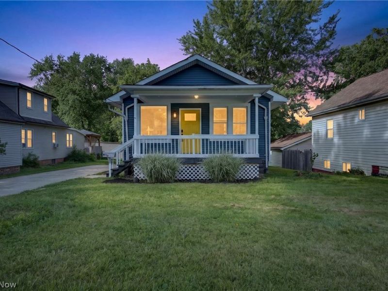 3226 W Ridgewood Drive , Parma, OH 44134 Photo 2