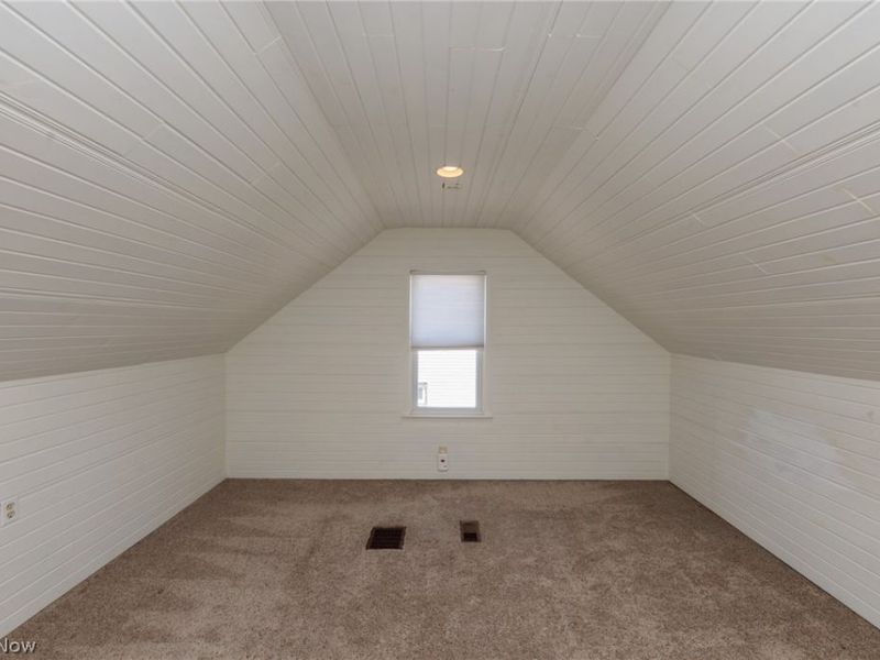 1565 Temple Avenue , Mayfield Heights, OH 44124 Photo 20