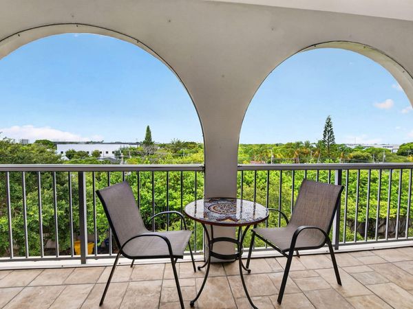 250 NE 20th Street, Unit 5230, Boca Raton, FL 33431