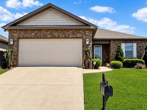 338 Old Bridge Road , Tuscaloosa, AL 35405