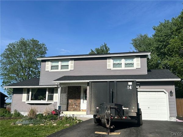 20 Elm Hill, Camillus, NY 13031