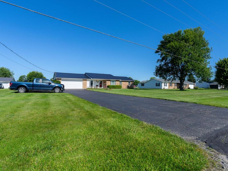 2561 Ballentine Pike, Springfield, OH 45502 Photo 2
