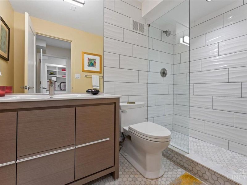 2200 Victory Parkway, Unit 2504, Cincinnati, OH 45206 Photo 34