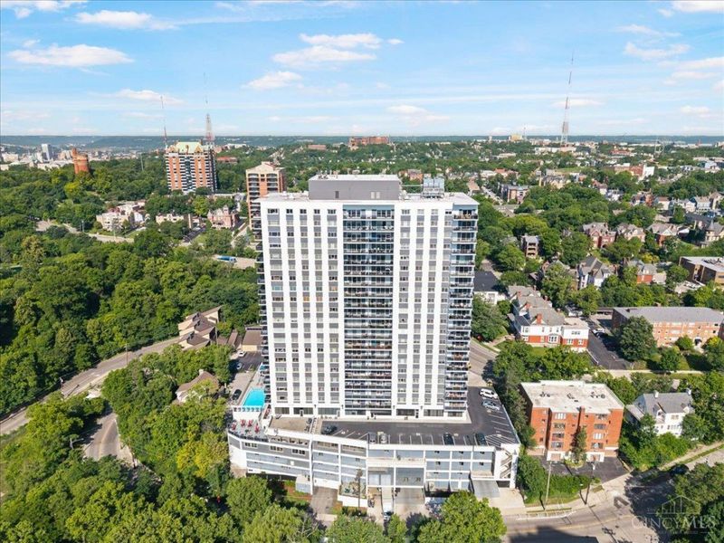 2200 Victory Parkway, Unit 2504, Cincinnati, OH 45206 Photo 4