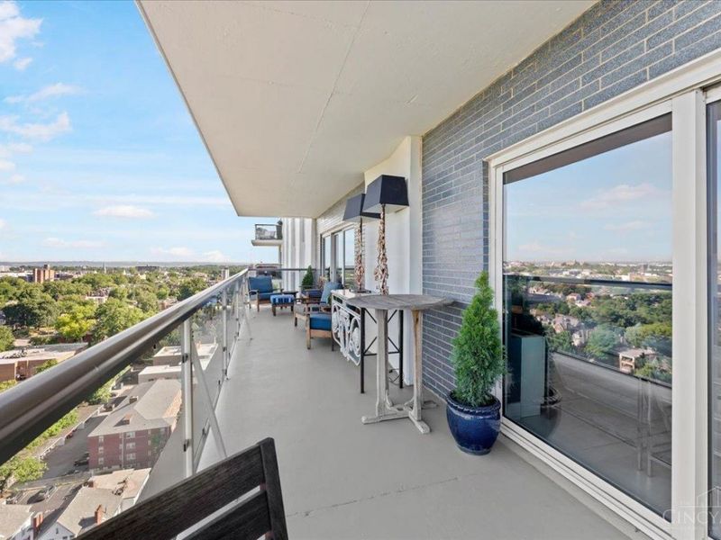 2200 Victory Parkway, Unit 2504, Cincinnati, OH 45206 Photo 60