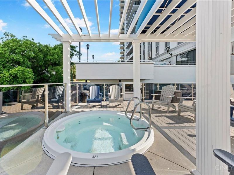 2200 Victory Parkway, Unit 2504, Cincinnati, OH 45206 Photo 95