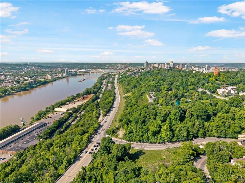 2200 Victory Parkway, Unit 2504, Cincinnati, OH 45206 Photo 97