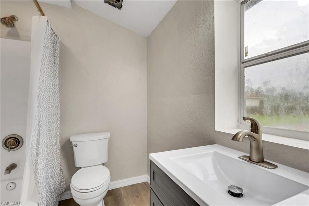 341 Golden Gate Blvd E, Naples, FL 34120 Photo