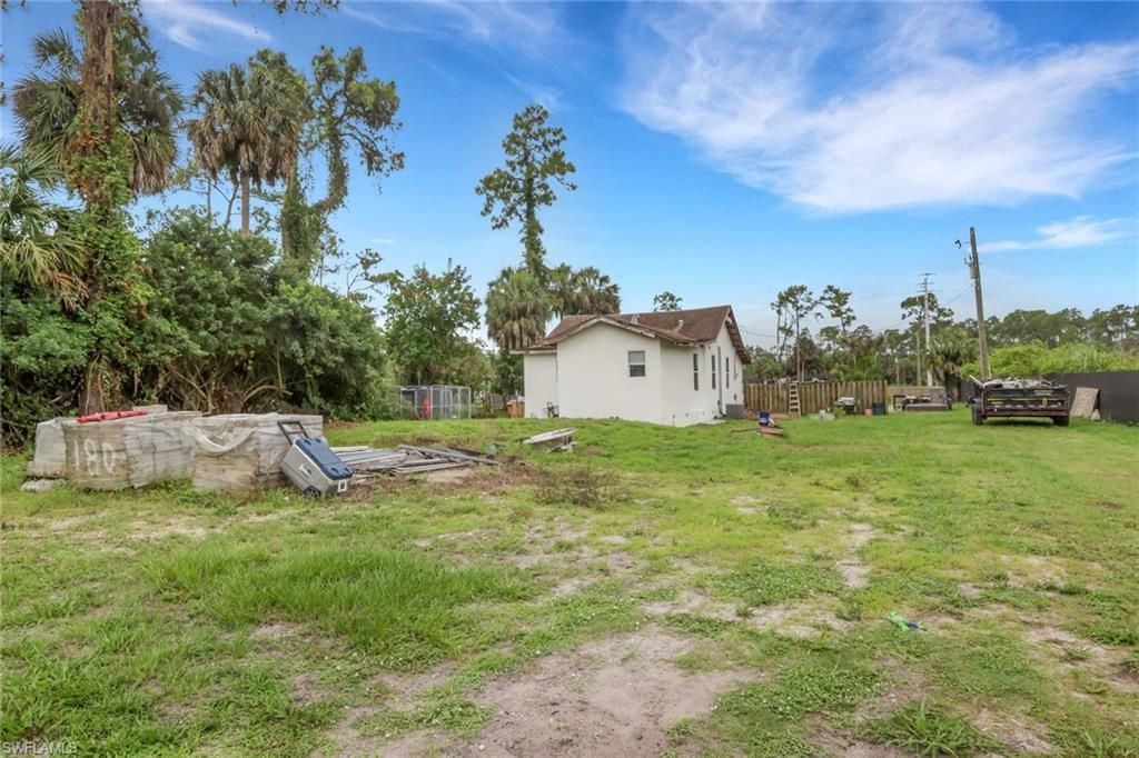 341 Golden Gate Blvd E, Naples, FL 34120 Photo