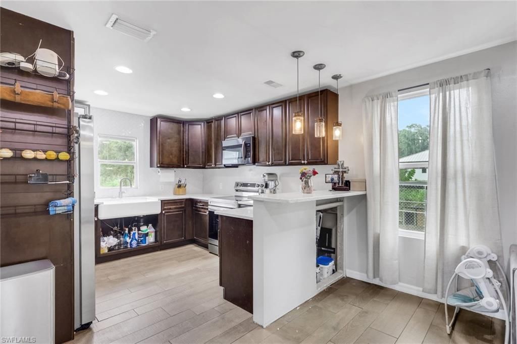 341 Golden Gate Blvd E, Naples, FL 34120 Photo