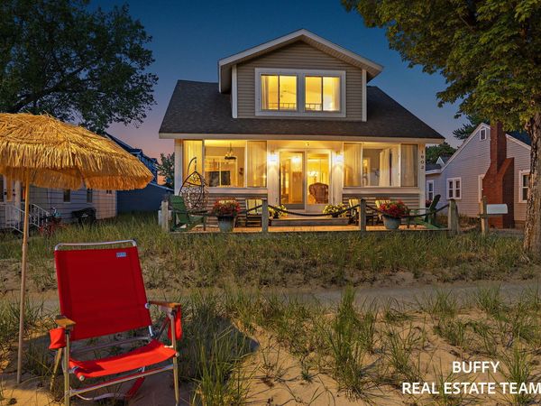 1602 Beach Street, Muskegon, MI 49441