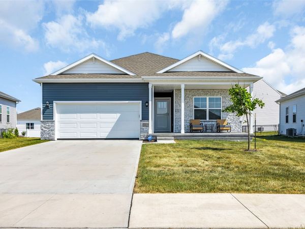 3325 Craven Drive , Coralville, IA 52241