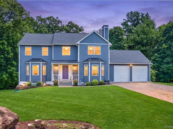 22 Hampton Place , Cornwall, NY 12518