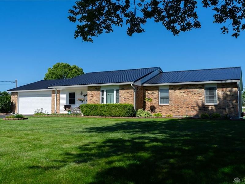 2561 Ballentine Pike, German Township, OH 45502 Photo 3