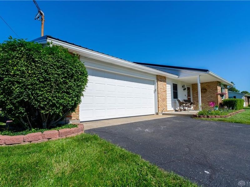 2561 Ballentine Pike, German Township, OH 45502 Photo 5