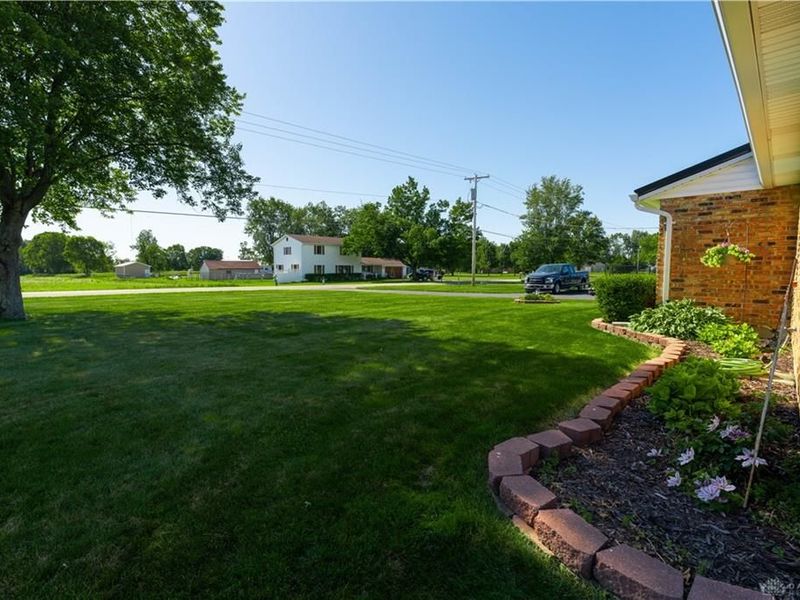 2561 Ballentine Pike, German Township, OH 45502 Photo 7