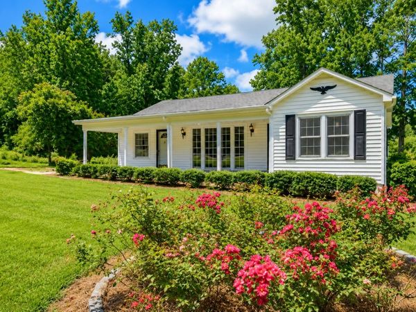 403 North Avenue, Eastanollee, GA 30538