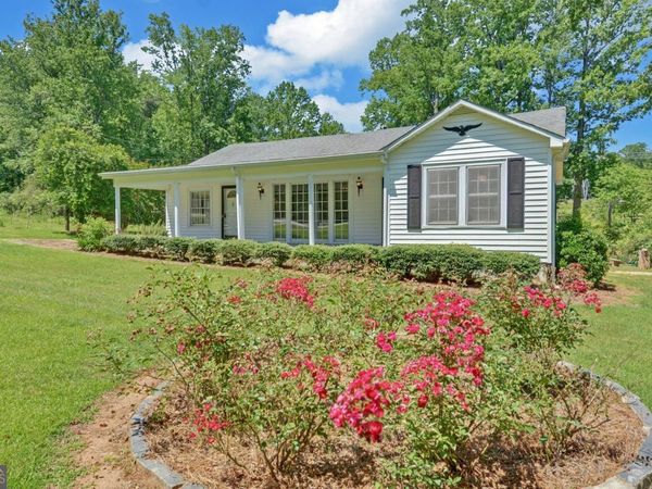 403 North Avenue, Eastanollee, GA 30538
