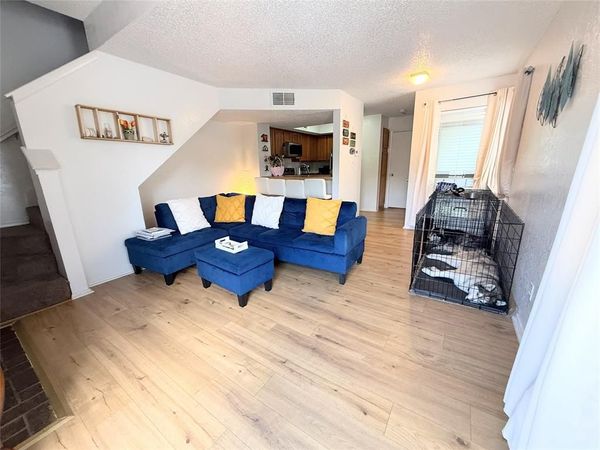 2312 Balsam Drive , Unit A214, Arlington, TX 76006
