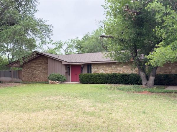 2134 River Oaks Circle , Abilene, TX 79605