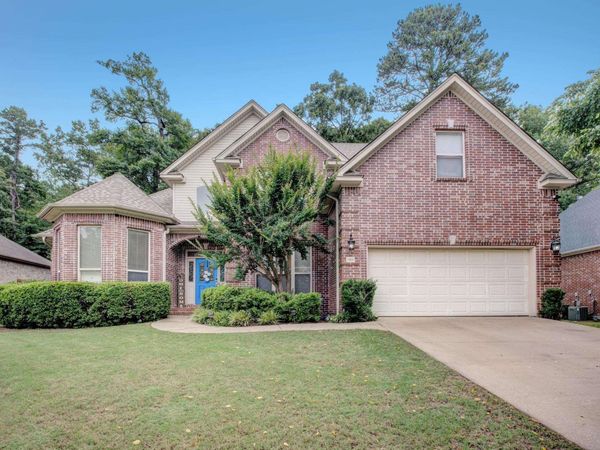 2900 Mossy Creek Drive, Little Rock, AR 72211