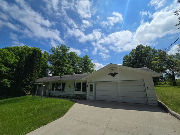 321 E Scharf Avenue, Vergas, MN 56587