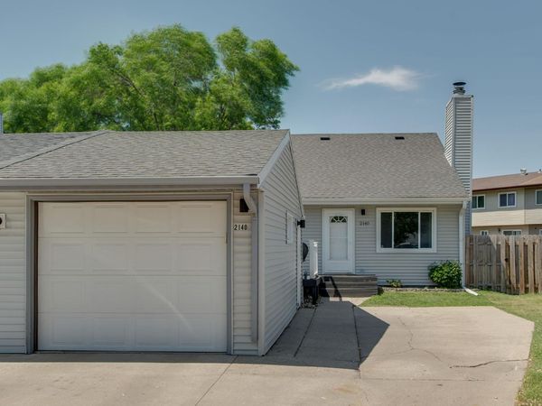 2140 4th Avenue E, West Fargo, ND 58078