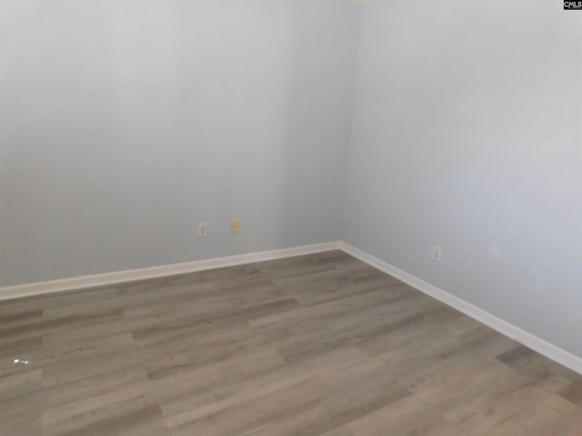 141 Wincay Road  Photo 6