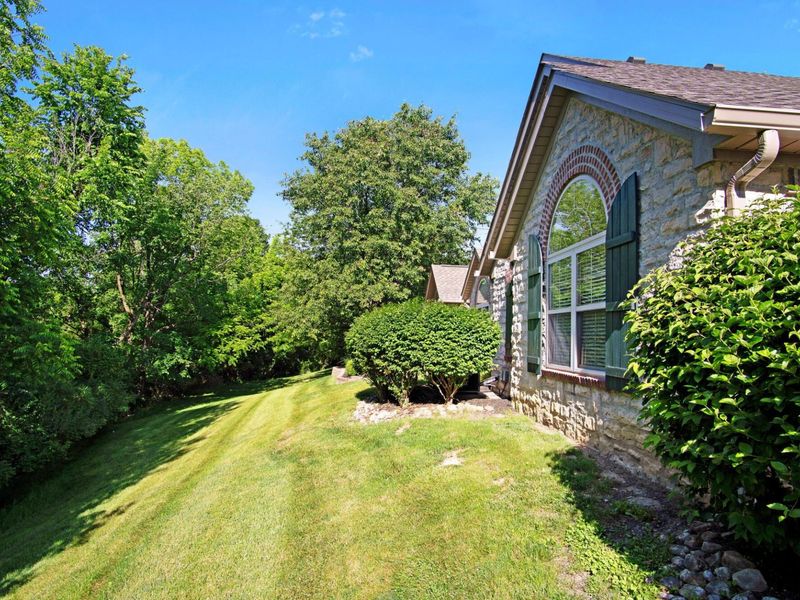 7390 Falls View Circle , Delaware, OH 43015 Photo 31