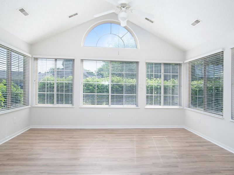 7390 Falls View Circle, Delaware, OH 43015 Photo 7