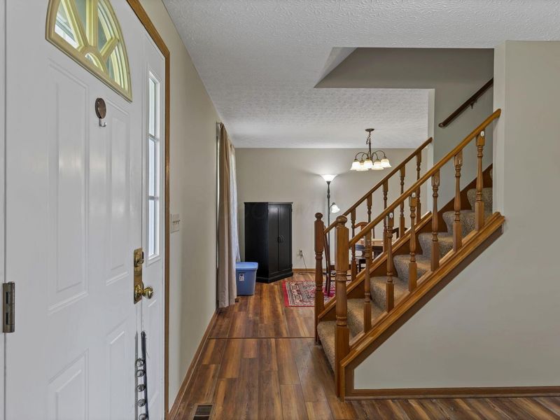 5951 South Fork Road, Heath, OH 43056 Photo 2